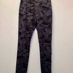 Rachel Zoe CAMO Leggings SIZE S